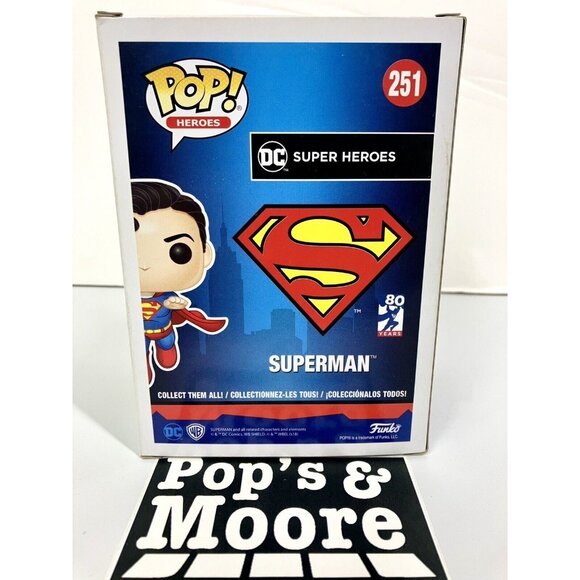 Funko Pop! Superman 251 Specialty Series Vinyl Figure With Protector - Picture 4 of 16